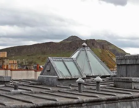 Parliament Sq Apartment Edinburgh Exterior photo